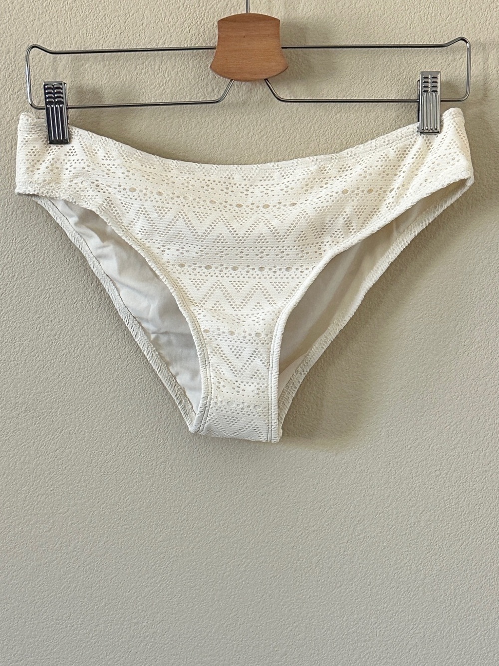 Cupshe Cream Boho Crochet Chevron & Geometric Bikini Bottom Size M